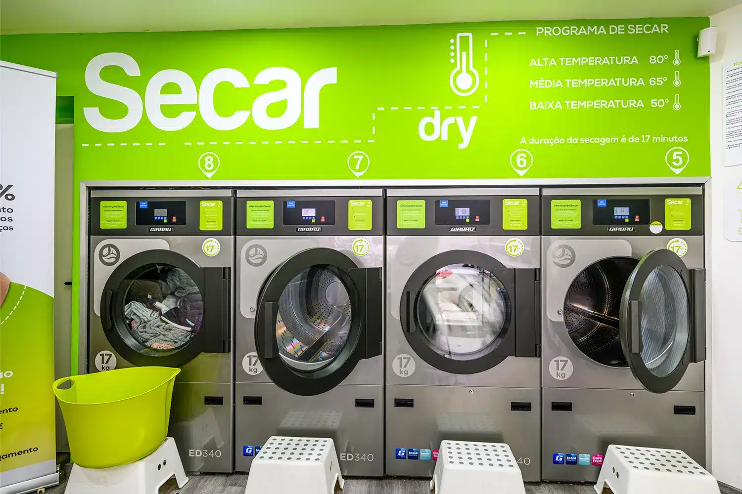 máquinas girbau numa lavandaria Megawash